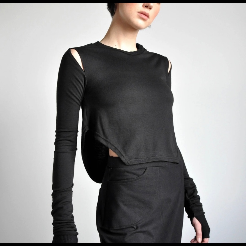 Anya Crop